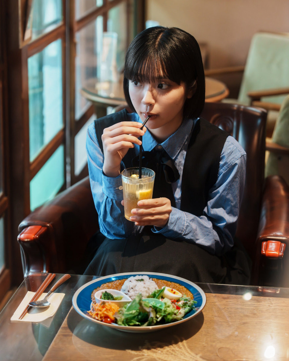 HIRANOYAでランチをする朝日奈まおさん