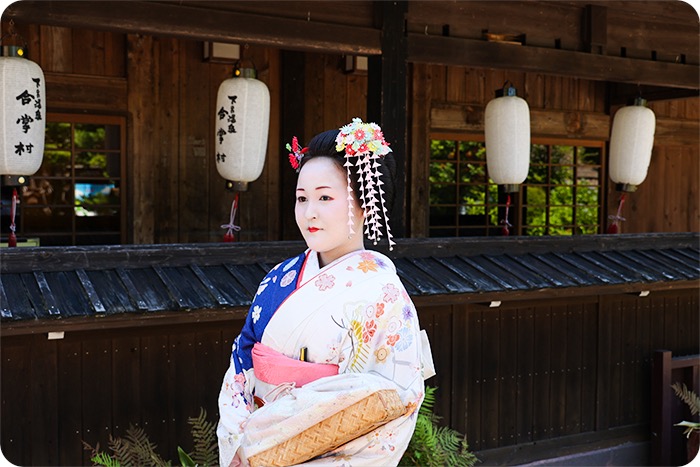 文化伝承の思いが舞う、合掌造りの演芸館 - MY HIDA詳細 | 東海旅客