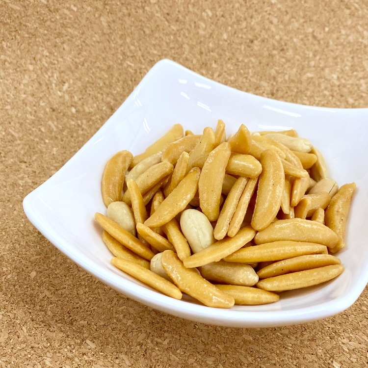 ◆静岡限定 110g亀田の柿の種 本わさび味(アジカル)