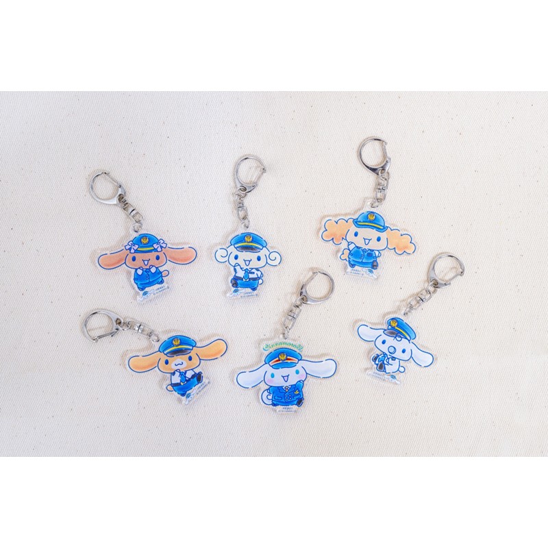 ●【JR東海 × Cinnamoroll】アクリルキーホルダー　BOX