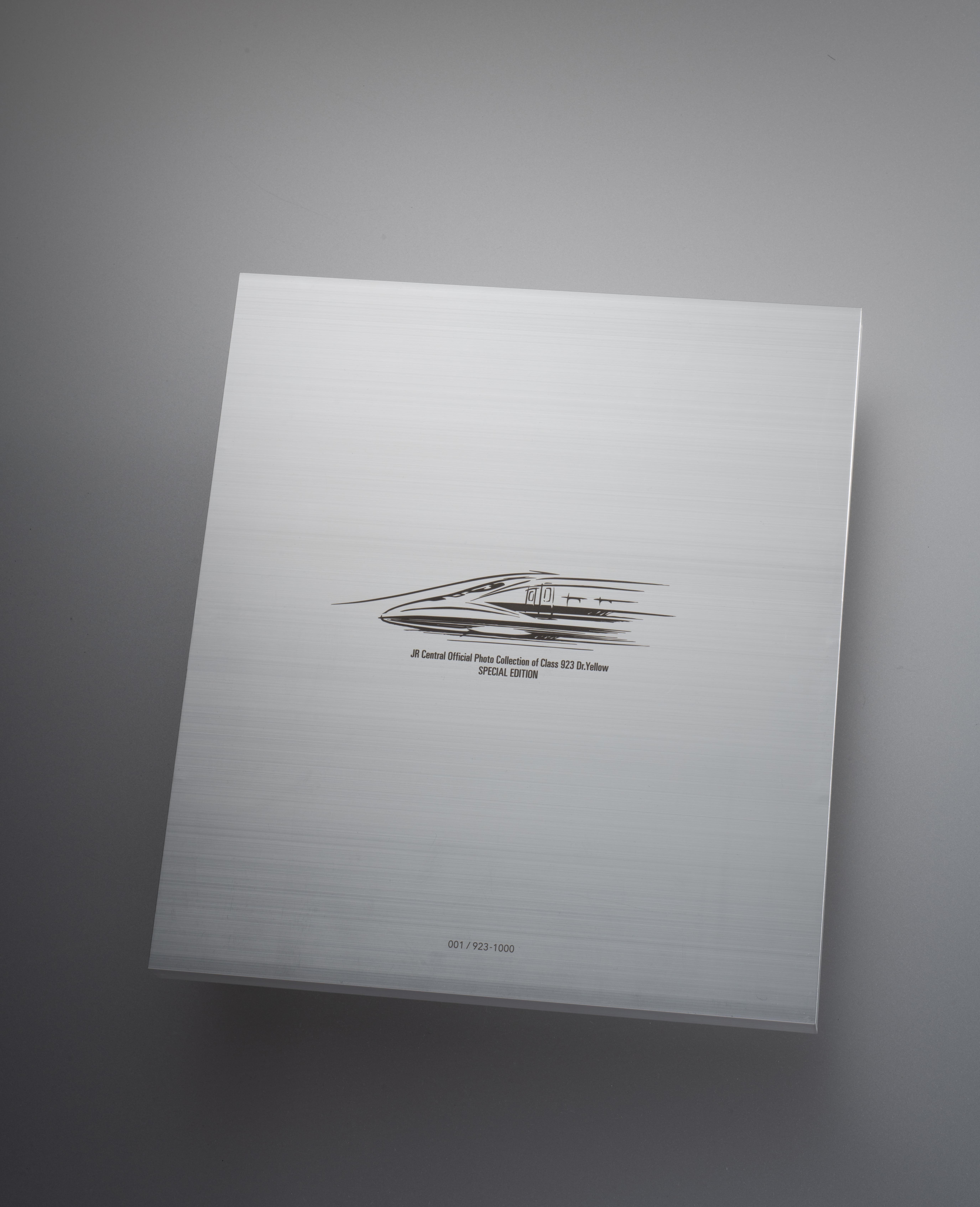 【T4再生アルミケース付き・限定923セット】ありがとうT4　JR東海公式 923形ドクターイエロー引退記念写真集　Special Edition 写真集＋T4再生アルミケース
