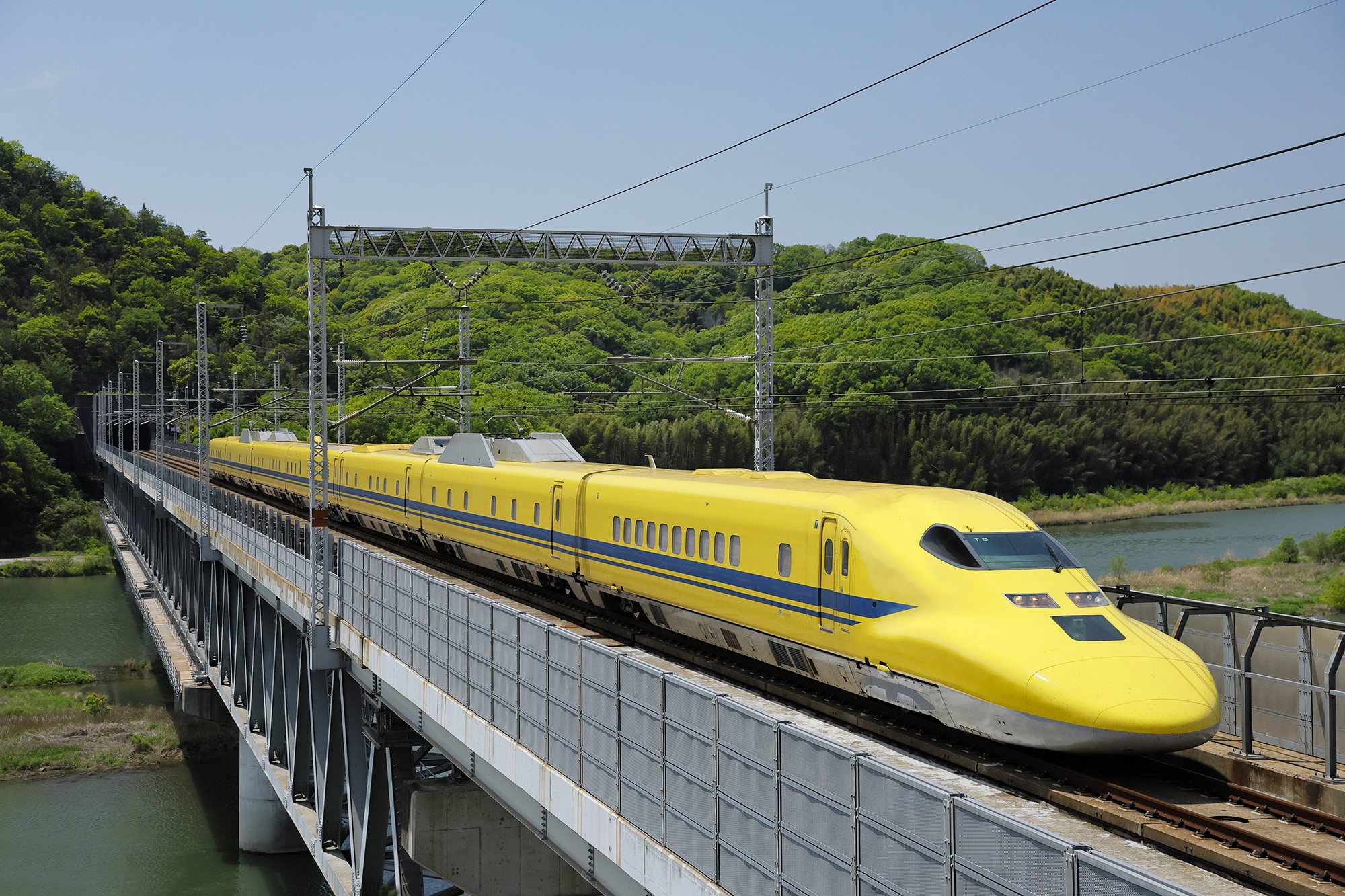 ありがとうT4&T5　923形ドクターイエロー引退記念カレンダー2027＜壁掛けサイズ＞ 壁掛け