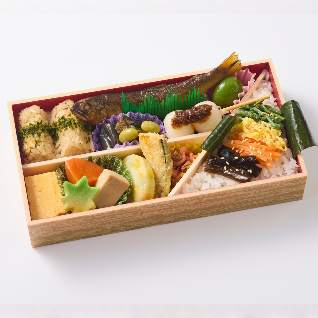 清夏幕之内 まるごと鮎煮と朴葉ずし弁当【東京駅】 【東京駅】