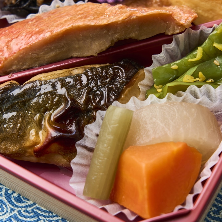 二段重　海【東京駅受取】 【東京駅】