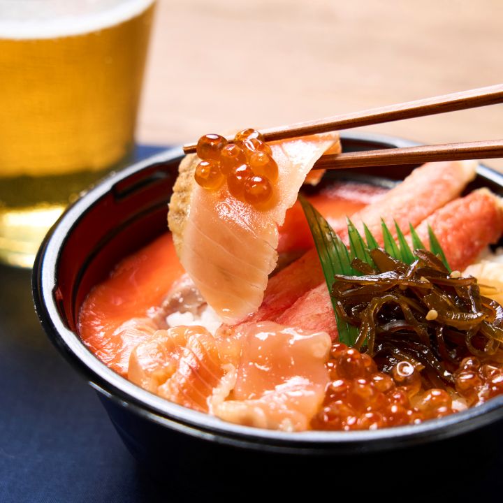 北の鮭づくし丼 (佐藤水産鮨)【新大阪駅受取】