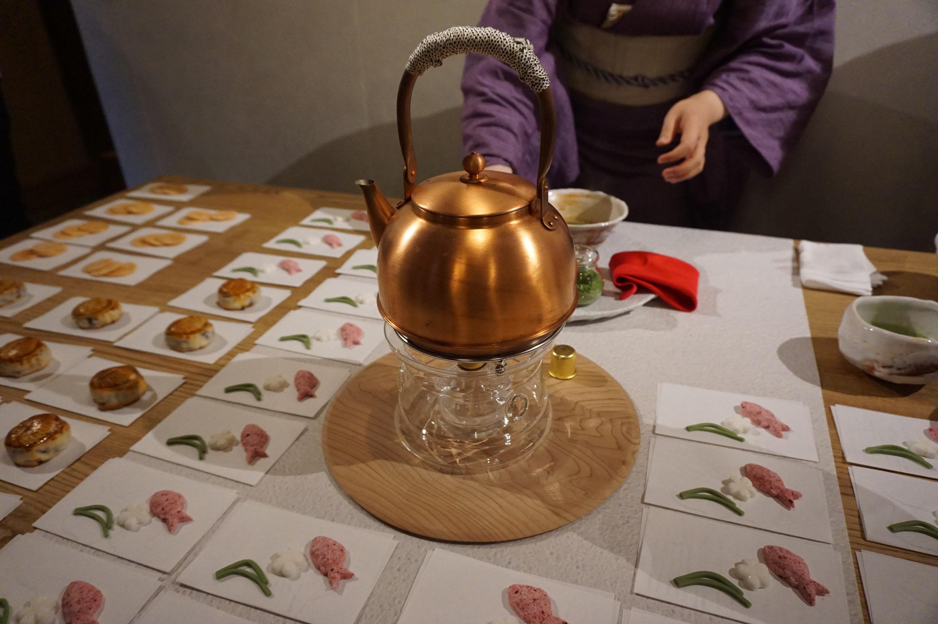 【募集終了】美濃透かし柄懐紙に出会う ー和紙の蔵と和紙のホテルで和紙まるけな茶会