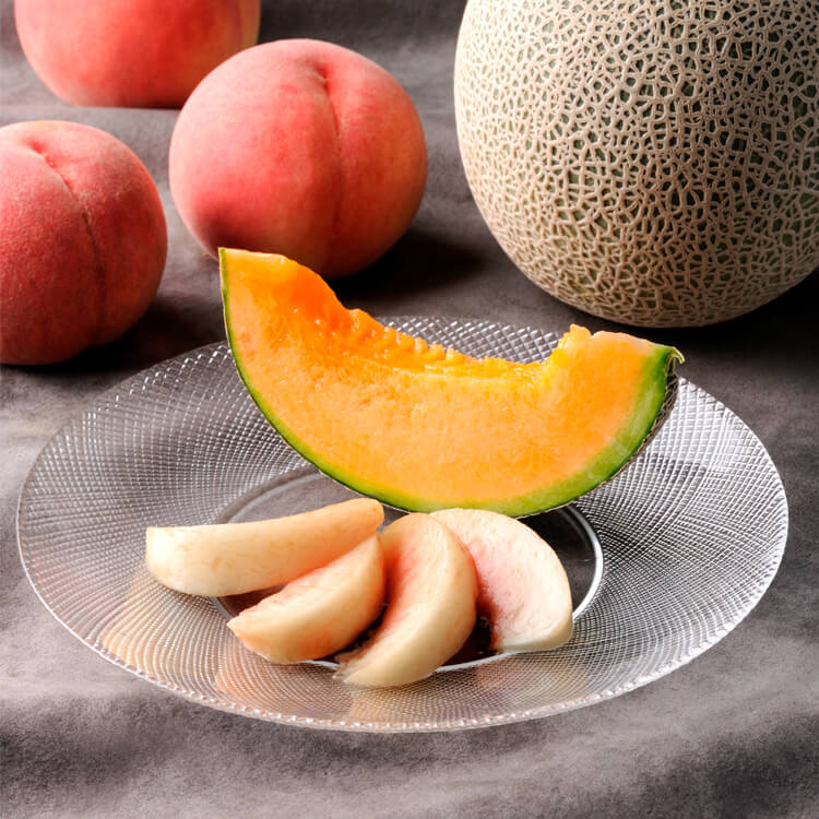 【北海道】北海道メロンと桃(アデリー)【送料込み】