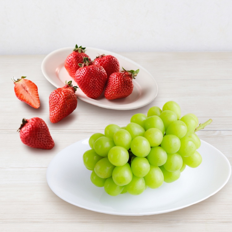 【送料込み】シャインマスカットといちご