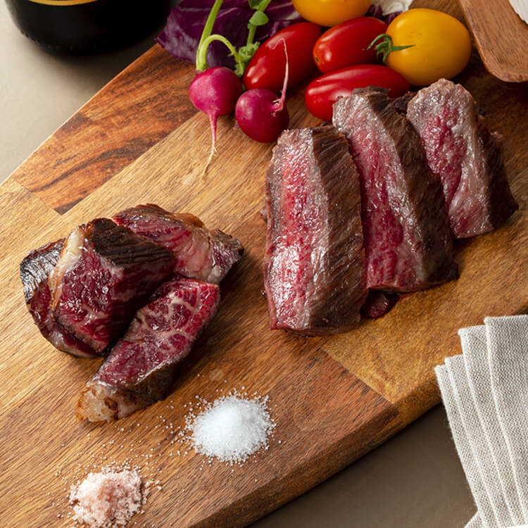 【岡山県】発酵熟成肉 黒毛和牛ステーキ ３００ｇ(石井食品) ※冷凍配送
