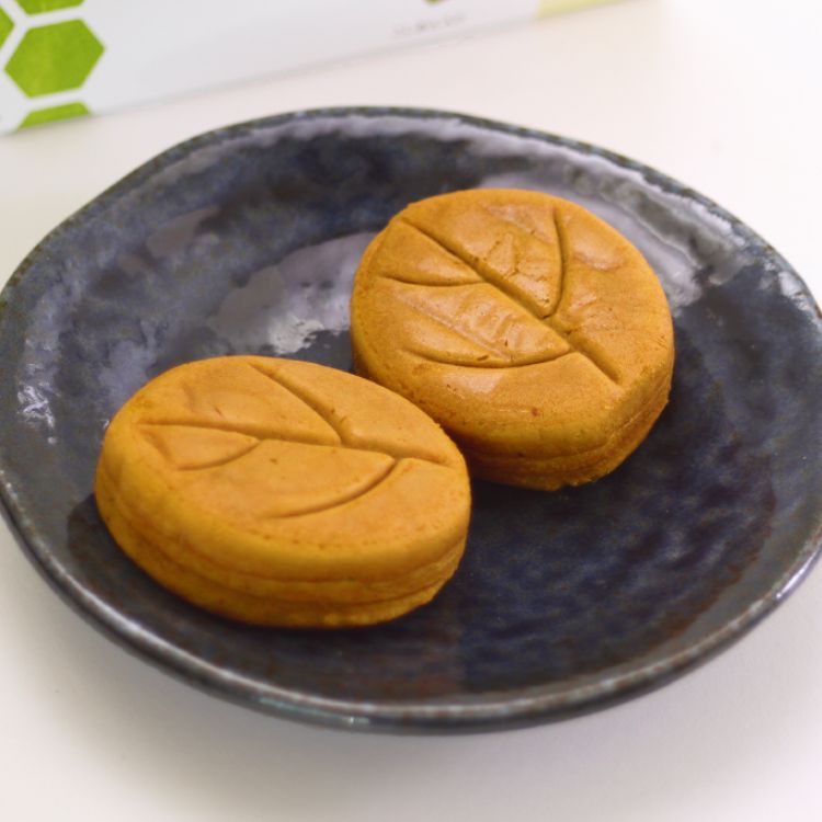 【送料込み】【三重県】深蒸し伊勢茶まんじゅう(日の出屋製菓)