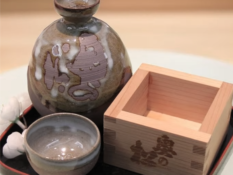 届きたての日本酒を楽しむ食卓