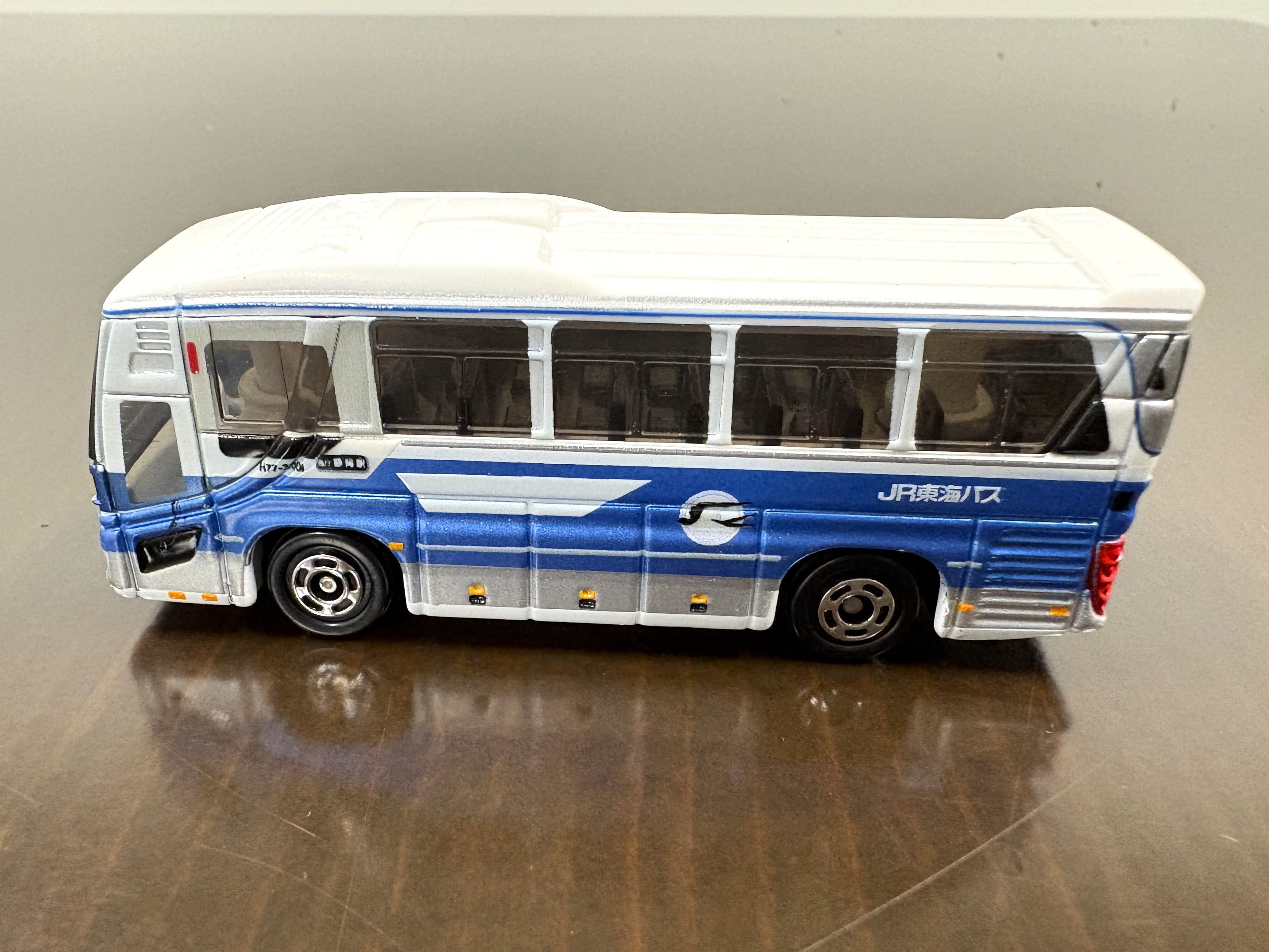 【☆新発売☆】トミカ「JR東海バス　レトロバス」