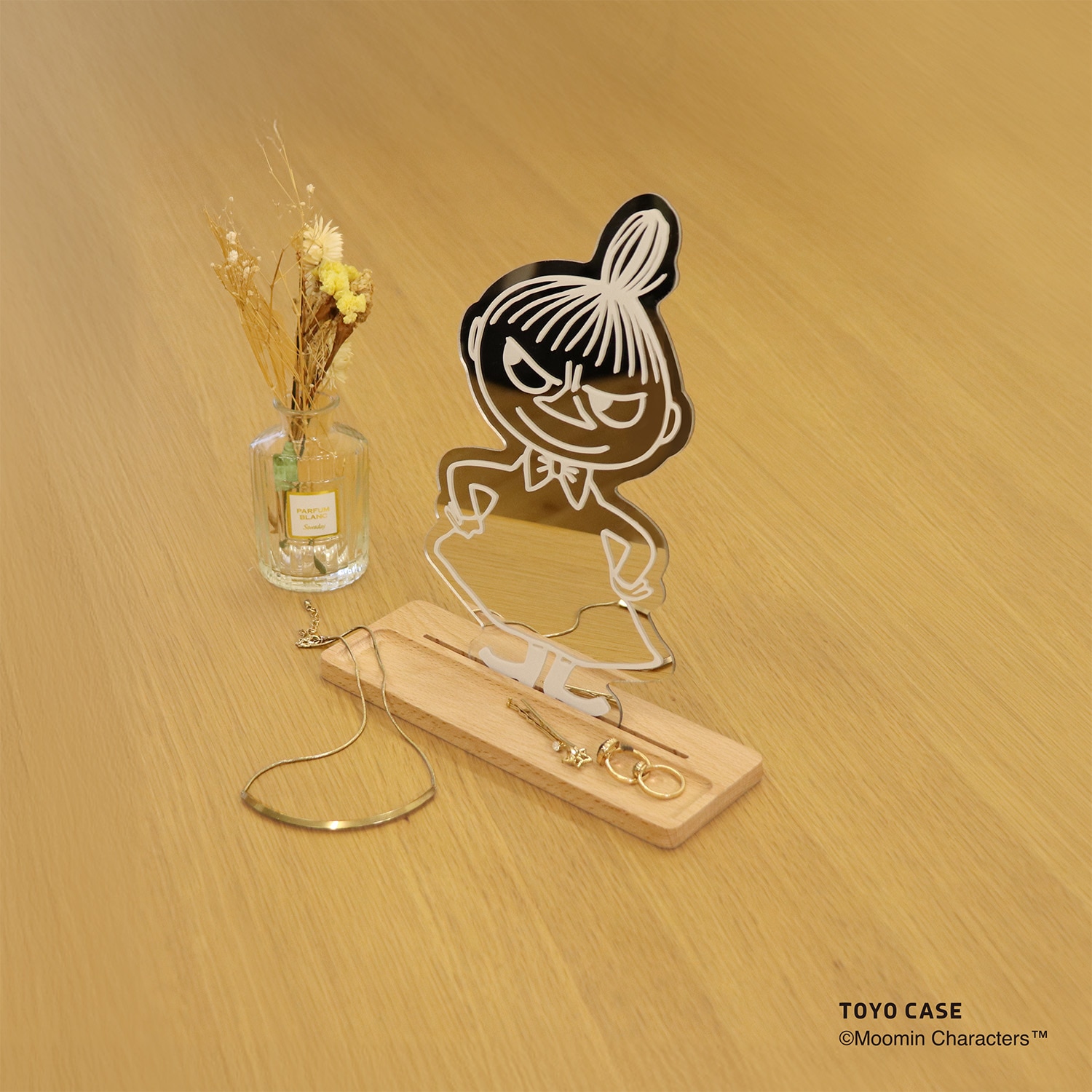 ダイカットスタンドミラー ムーミンシリーズ 02 リトルミイ リトルミイ