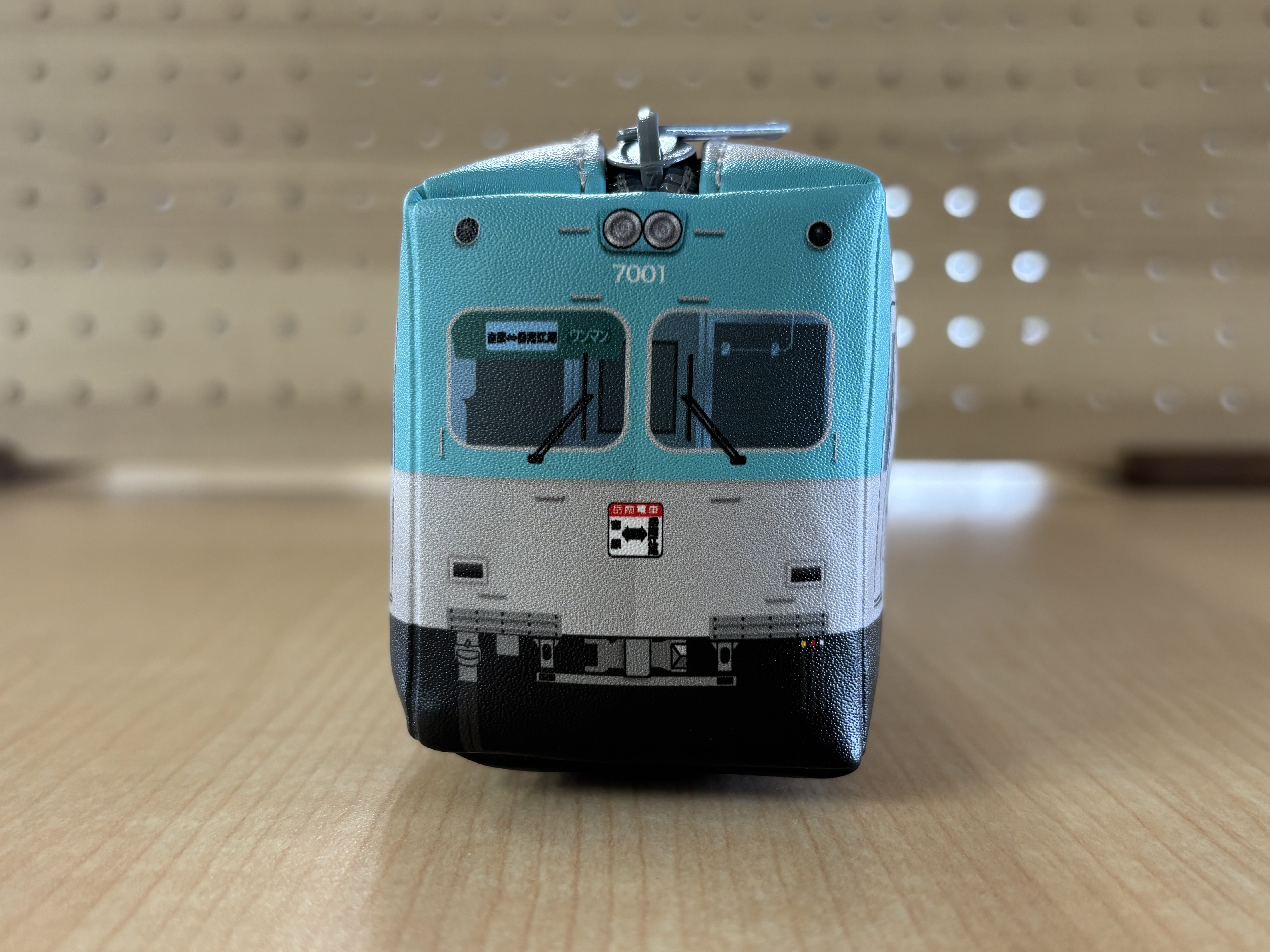 岳南電車オリジナル7000形電車型ペンケース【7001車両】