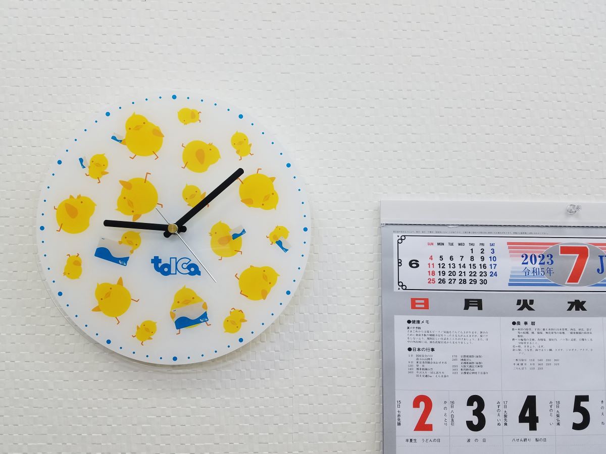 JR東海　TOICAのひよこ アクリルウォールクロック（壁掛け時計）ひよこ柄