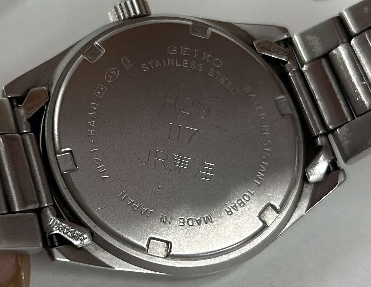 アナログ腕時計【8】