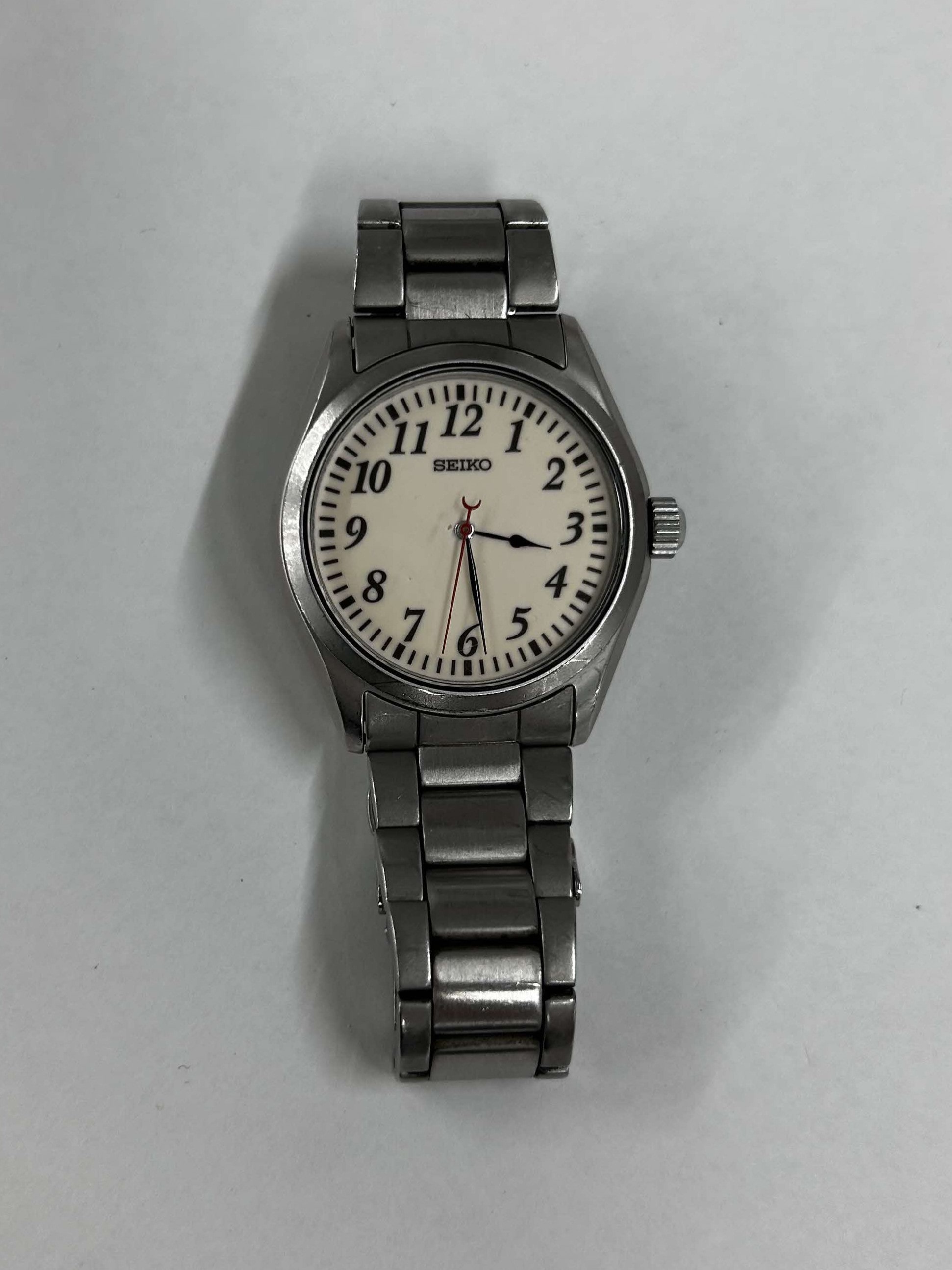 アナログ腕時計【7】